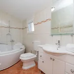 Villa Secret Beauty With Heated Saltwater Pool *