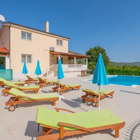 Secret Beauty With Saltwater Pool * Imotski