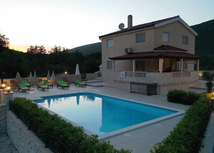 Vila Secret Beauty With Heated Saltwater Pool