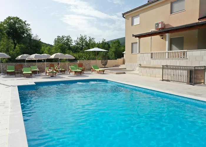 Secret Beauty With Heated Saltwater Pool * Imotski